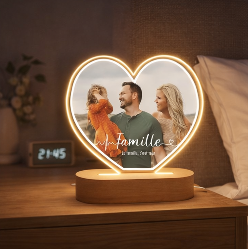 Lampe Personnalisée Cœur – Illuminez Vos Plus Beaux Souvenirs